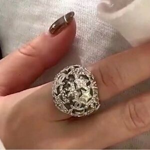 CHANEL CC hollow Star Ring - Size 6